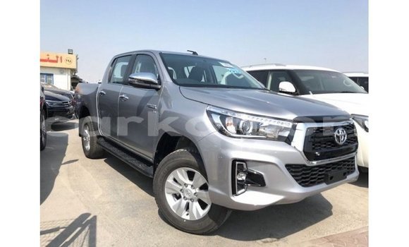 Acheter Import Voiture Toyota Hilux Autre à Import - Dubai, Grande Comore Acheter Import Voiture Toyota Hilux Autre à Import - Dubai, Grande Comore