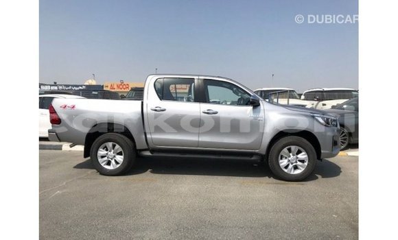 Acheter Import Voiture Toyota Hilux Autre à Import - Dubai, Grande Comore Acheter Import Voiture Toyota Hilux Autre à Import - Dubai, Grande Comore