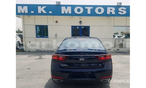 Acheter Import Voiture Kia Cadenza Bleu à Import - Dubai, Grande Comore Acheter Import Voiture Kia Cadenza Bleu à Import - Dubai, Grande Comore