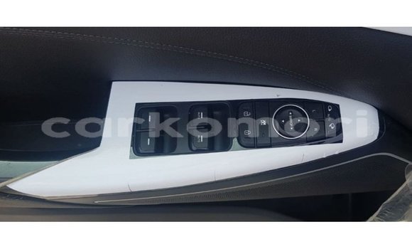 Acheter Import Voiture Kia Cadenza Bleu à Import - Dubai, Grande Comore Acheter Import Voiture Kia Cadenza Bleu à Import - Dubai, Grande Comore