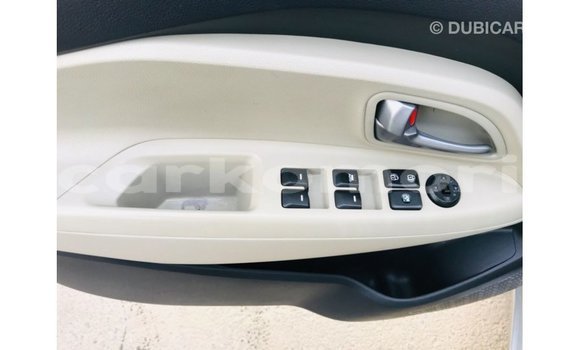 Acheter Import Voiture Kia Rio Autre à Import - Dubai, Grande Comore Acheter Import Voiture Kia Rio Autre à Import - Dubai, Grande Comore