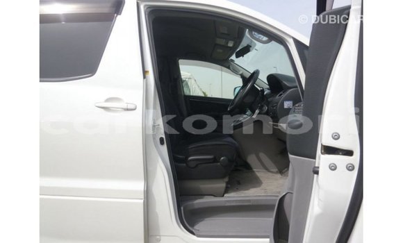 Buy Import Toyota Alphard White Car in Import - Dubai in Great Comore Buy Import Toyota Alphard White Car in Import - Dubai in Great Comore