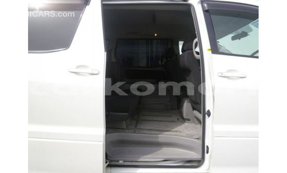 Buy Import Toyota Alphard White Car in Import - Dubai in Great Comore Buy Import Toyota Alphard White Car in Import - Dubai in Great Comore