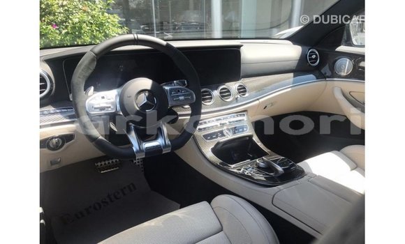 Buy Import Mercedes-Benz 190 Other Car in Import - Dubai in Great Comore Buy Import Mercedes-Benz 190 Other Car in Import - Dubai in Great Comore
