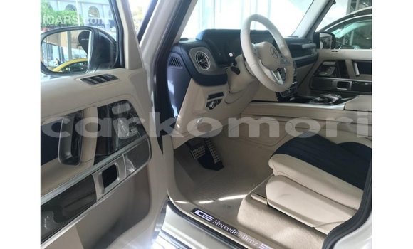 Buy Import Mercedes-Benz 190 White Car in Import - Dubai in Great Comore Buy Import Mercedes-Benz 190 White Car in Import - Dubai in Great Comore