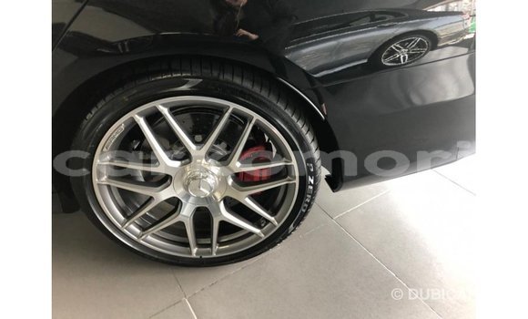 Buy Import Mercedes-Benz 190 Black Car in Import - Dubai in Great Comore Buy Import Mercedes-Benz 190 Black Car in Import - Dubai in Great Comore
