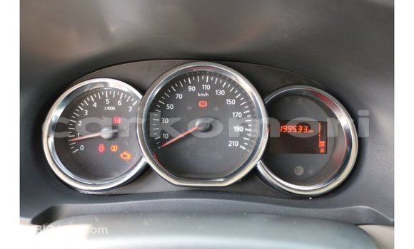 Acheter Import Voiture Renault Dokker Blanc à Import - Dubai, Grande Comore