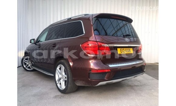 Acheter Import Voiture Mercedes-Benz 190 Autre à Import - Dubai, Grande Comore Acheter Import Voiture Mercedes-Benz 190 Autre à Import - Dubai, Grande Comore