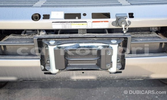 Acheter Import Voiture Toyota Land Cruiser Beige à Import - Dubai, Grande Comore Acheter Import Voiture Toyota Land Cruiser Beige à Import - Dubai, Grande Comore