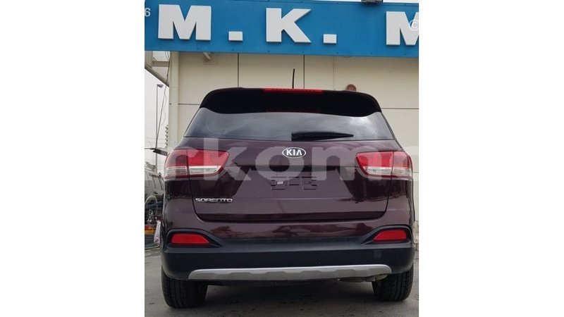 Big with watermark kia sorento great comore import dubai 2959