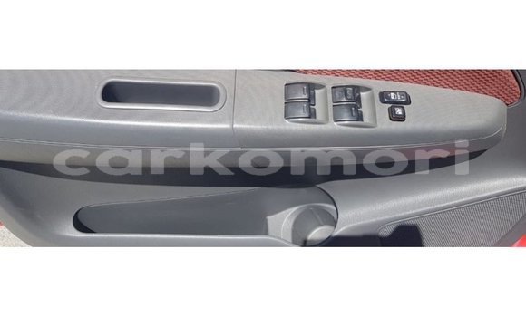 Acheter Import Voiture Toyota Hilux Rouge à Import - Dubai, Grande Comore Acheter Import Voiture Toyota Hilux Rouge à Import - Dubai, Grande Comore