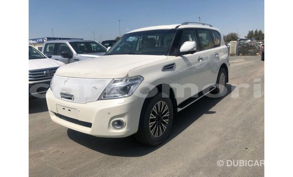 Acheter Import Voiture Nissan Patrol Blanc à Import - Dubai, Grande Comore Acheter Import Voiture Nissan Patrol Blanc à Import - Dubai, Grande Comore