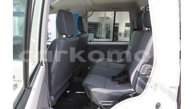 Big with watermark toyota land cruiser grande comore import dubai 2968