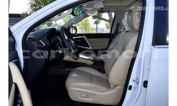 Buy Import Mitsubishi Montero White Car in Import - Dubai in Great Comore Buy Import Mitsubishi Montero White Car in Import - Dubai in Great Comore