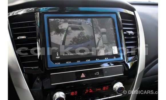 Buy Import Mitsubishi Montero White Car in Import - Dubai in Great Comore Buy Import Mitsubishi Montero White Car in Import - Dubai in Great Comore