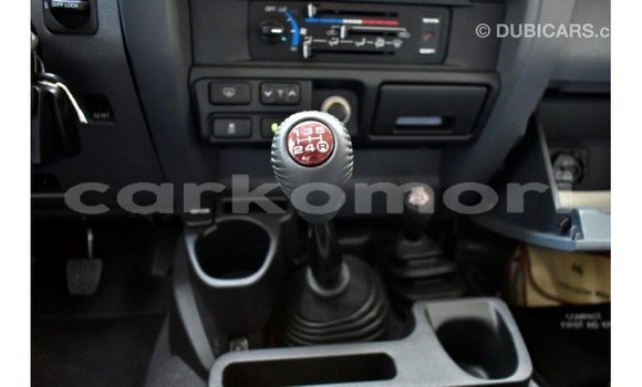Buy Import Toyota Land Cruiser White Car in Import - Dubai in Great Comore Buy Import Toyota Land Cruiser White Car in Import - Dubai in Great Comore