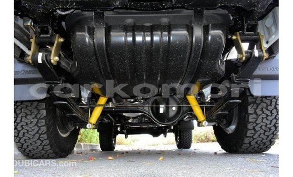 Buy Import Toyota Land Cruiser White Car in Import - Dubai in Great Comore Buy Import Toyota Land Cruiser White Car in Import - Dubai in Great Comore