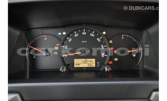 Buy Import Toyota Coaster White Car in Import - Dubai in Great Comore Buy Import Toyota Coaster White Car in Import - Dubai in Great Comore