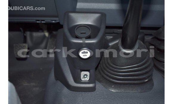 Buy Import Toyota Land Cruiser Beige Car in Import - Dubai in Great Comore Buy Import Toyota Land Cruiser Beige Car in Import - Dubai in Great Comore