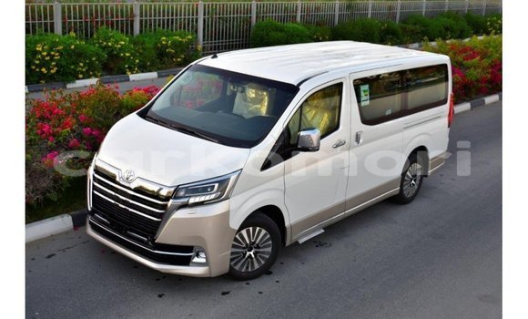 Buy Import Toyota Granvia White Car in Import - Dubai in Great Comore Buy Import Toyota Granvia White Car in Import - Dubai in Great Comore