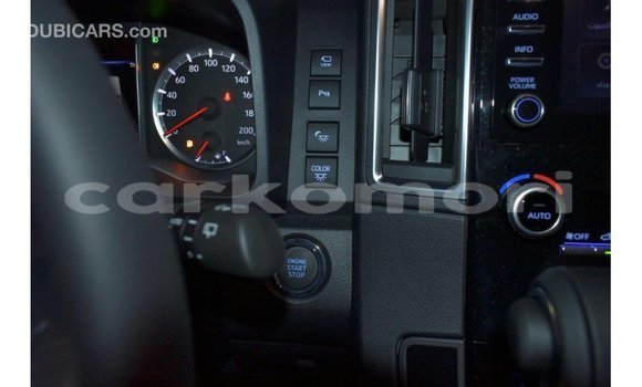 Buy Import Toyota Granvia White Car in Import - Dubai in Great Comore Buy Import Toyota Granvia White Car in Import - Dubai in Great Comore