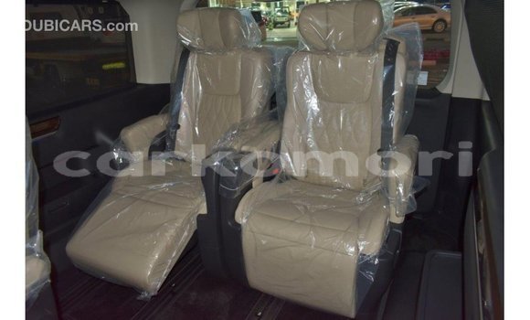 Buy Import Toyota Granvia White Car in Import - Dubai in Great Comore Buy Import Toyota Granvia White Car in Import - Dubai in Great Comore