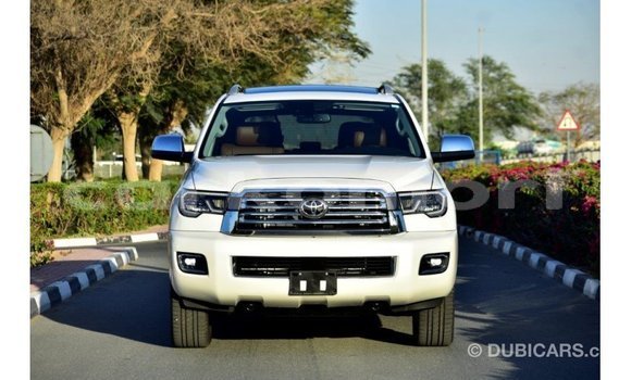 Buy Import Toyota Sequoia White Car in Import - Dubai in Great Comore Buy Import Toyota Sequoia White Car in Import - Dubai in Great Comore