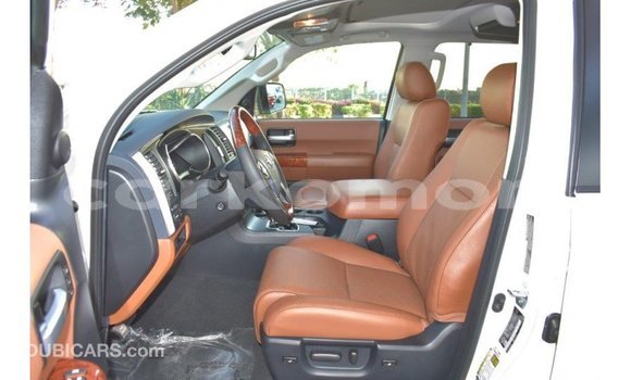 Buy Import Toyota Sequoia White Car in Import - Dubai in Great Comore Buy Import Toyota Sequoia White Car in Import - Dubai in Great Comore