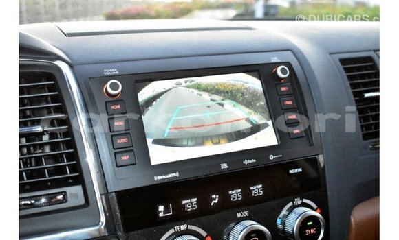 Buy Import Toyota Sequoia White Car in Import - Dubai in Great Comore Buy Import Toyota Sequoia White Car in Import - Dubai in Great Comore