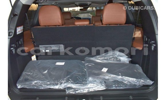 Buy Import Toyota Sequoia White Car in Import - Dubai in Great Comore Buy Import Toyota Sequoia White Car in Import - Dubai in Great Comore