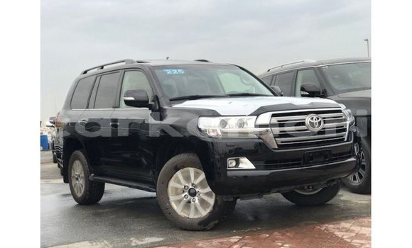Buy Import Toyota Land Cruiser Black Car in Import - Dubai in Great Comore Buy Import Toyota Land Cruiser Black Car in Import - Dubai in Great Comore