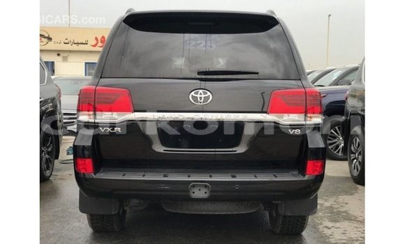 Buy Import Toyota Land Cruiser Black Car in Import - Dubai in Great Comore Buy Import Toyota Land Cruiser Black Car in Import - Dubai in Great Comore