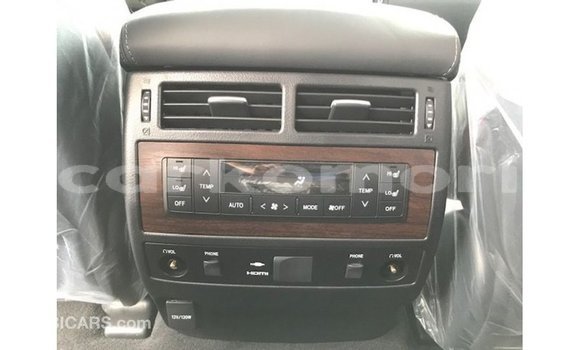 Buy Import Toyota Land Cruiser Black Car in Import - Dubai in Great Comore Buy Import Toyota Land Cruiser Black Car in Import - Dubai in Great Comore