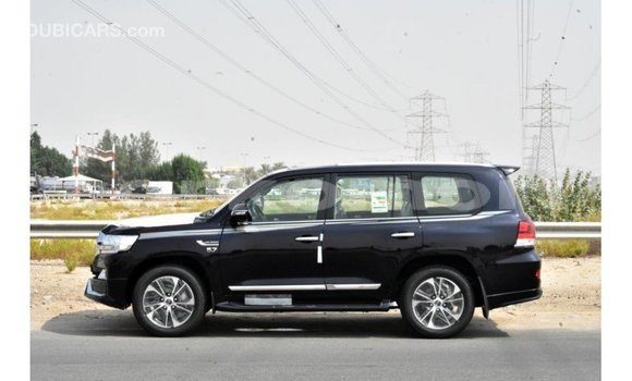 Buy Import Toyota Land Cruiser Black Car in Import - Dubai in Great Comore Buy Import Toyota Land Cruiser Black Car in Import - Dubai in Great Comore