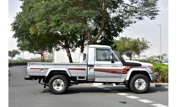 Buy Import Toyota Land Cruiser Other Car in Import - Dubai in Great Comore Buy Import Toyota Land Cruiser Other Car in Import - Dubai in Great Comore
