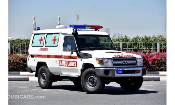 Buy Import Toyota Land Cruiser White Car in Import - Dubai in Great Comore Buy Import Toyota Land Cruiser White Car in Import - Dubai in Great Comore