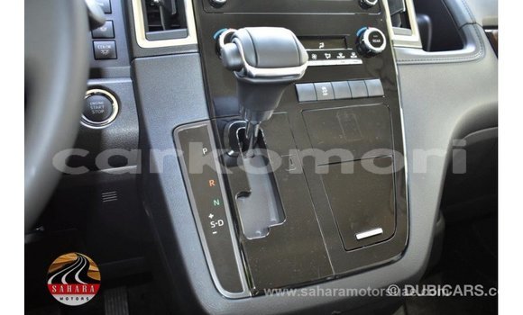 Buy Import Toyota Granvia White Car in Import - Dubai in Great Comore Buy Import Toyota Granvia White Car in Import - Dubai in Great Comore