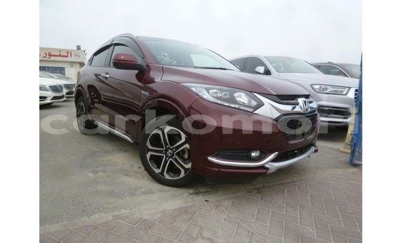 Acheter Import Voiture Honda Vezel Rouge à Import - Dubai, Grande Comore