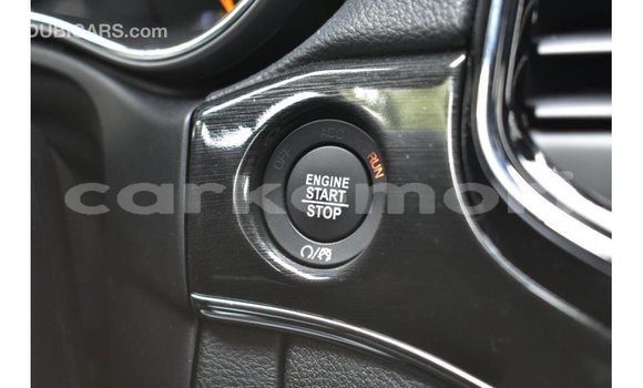 Buy Import Jeep Grand Cherokee White Car in Import - Dubai in Great Comore Buy Import Jeep Grand Cherokee White Car in Import - Dubai in Great Comore