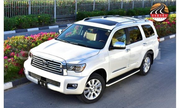 Buy Import Toyota Sequoia White Car in Import - Dubai in Great Comore Buy Import Toyota Sequoia White Car in Import - Dubai in Great Comore