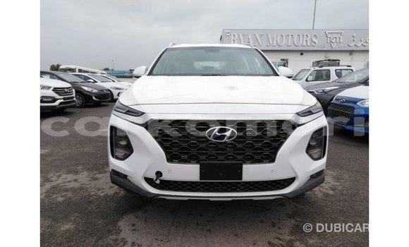 Buy Import Hyundai Santa Fe White Car in Import - Dubai in Great Comore Buy Import Hyundai Santa Fe White Car in Import - Dubai in Great Comore