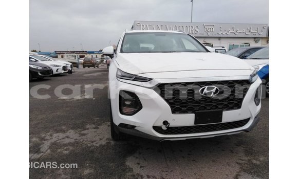 Buy Import Hyundai Santa Fe White Car in Import - Dubai in Great Comore Buy Import Hyundai Santa Fe White Car in Import - Dubai in Great Comore