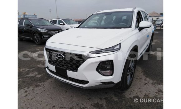 Buy Import Hyundai Santa Fe White Car in Import - Dubai in Great Comore Buy Import Hyundai Santa Fe White Car in Import - Dubai in Great Comore