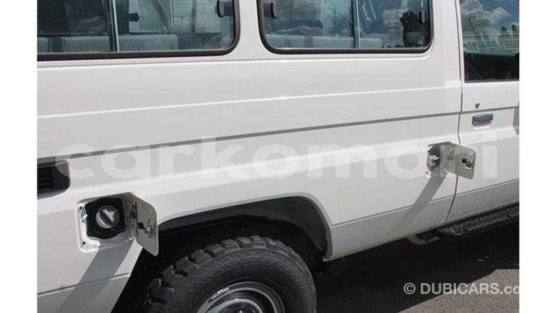 Big with watermark toyota land cruiser great comore import dubai 3033