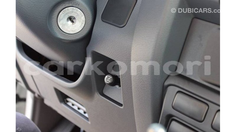 Big with watermark toyota land cruiser great comore import dubai 3033