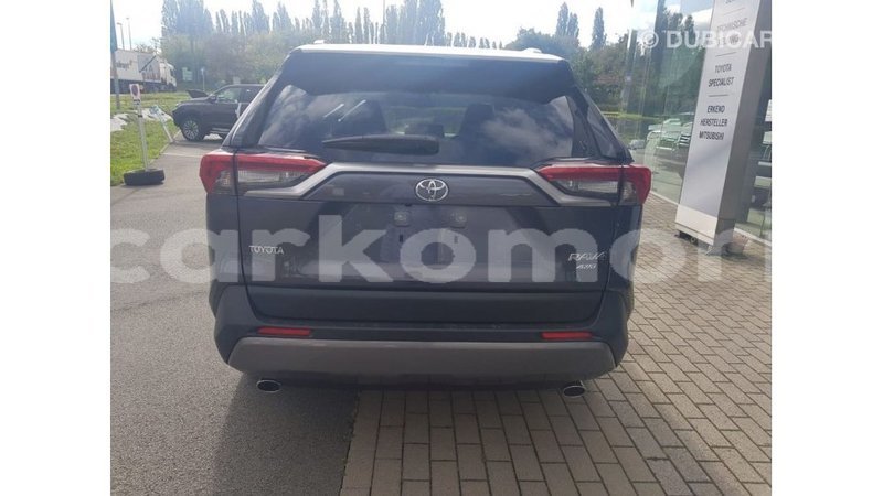 Big with watermark toyota 4runner great comore import dubai 3035