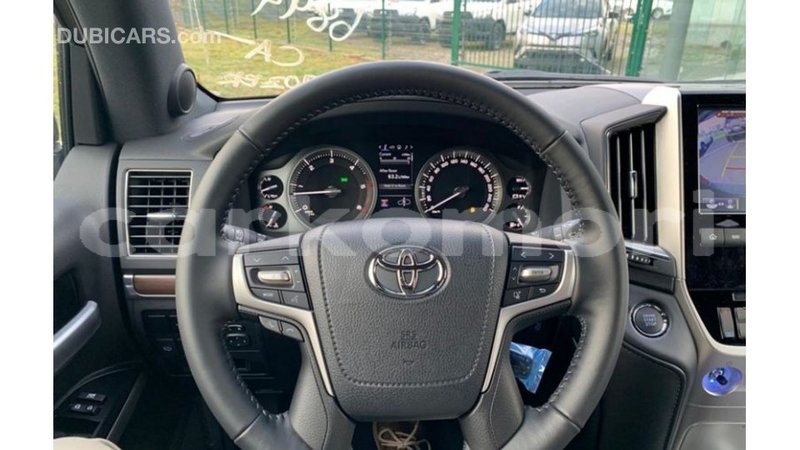 Big with watermark toyota land cruiser great comore import dubai 3039