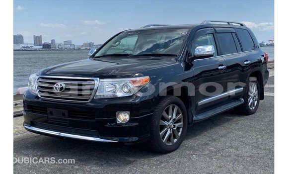 Buy Import Toyota Land Cruiser Black Car in Import - Dubai in Great Comore Buy Import Toyota Land Cruiser Black Car in Import - Dubai in Great Comore