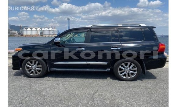 Buy Import Toyota Land Cruiser Black Car in Import - Dubai in Great Comore Buy Import Toyota Land Cruiser Black Car in Import - Dubai in Great Comore