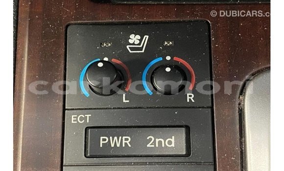 Buy Import Toyota Land Cruiser Black Car in Import - Dubai in Great Comore Buy Import Toyota Land Cruiser Black Car in Import - Dubai in Great Comore